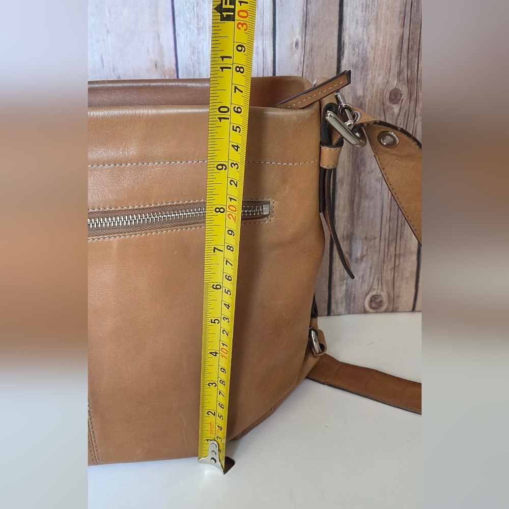 LOW START Coach Crossbody Bag GUC - Picture 14 of 16